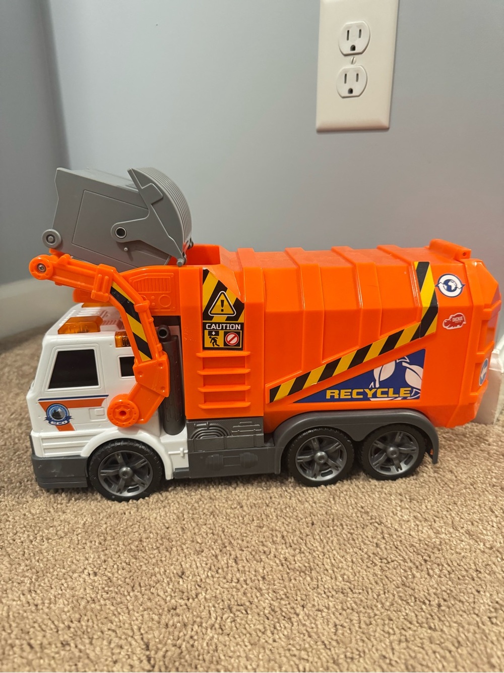 Dickie Toys Action Series 16-Inch Garbage Truck